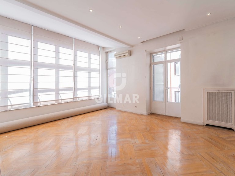 Apartment for Sale in Madrid, Madrid 14