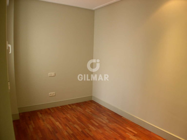 Town House for Sale in Madrid, Madrid 4