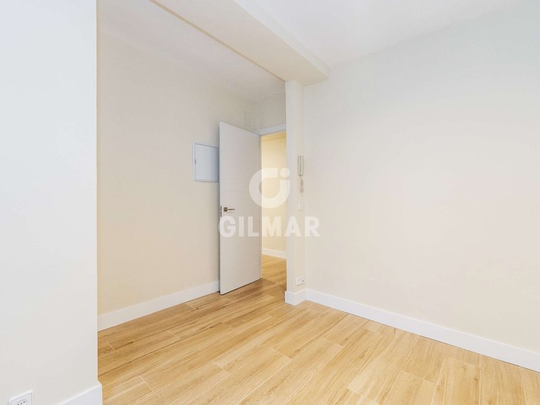 Apartment for Sale in Madrid, Madrid 24