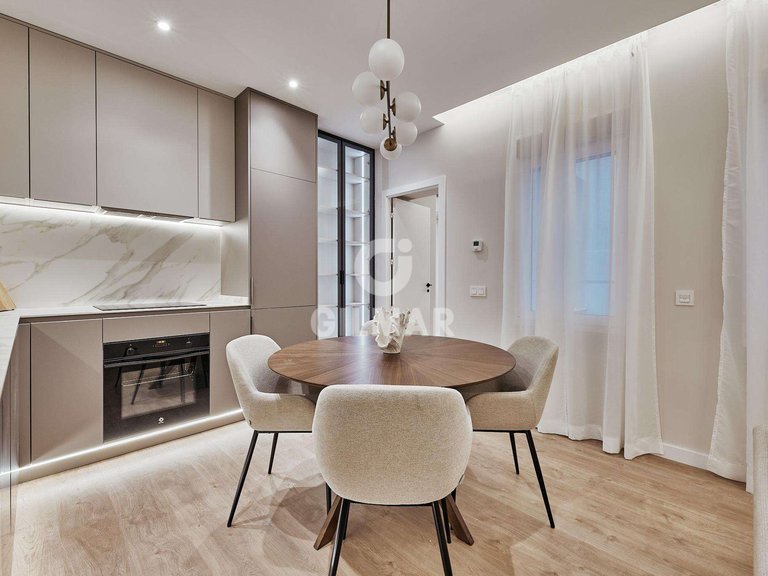 Apartment for Sale in Madrid, Madrid 6
