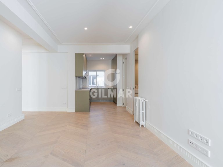 Apartment for Sale in Madrid, Madrid 8