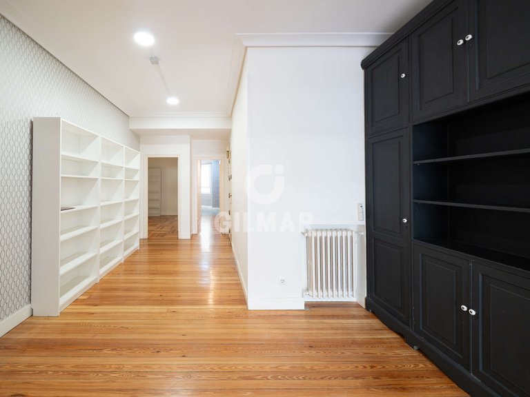 Apartment for Sale in Madrid, Madrid 12