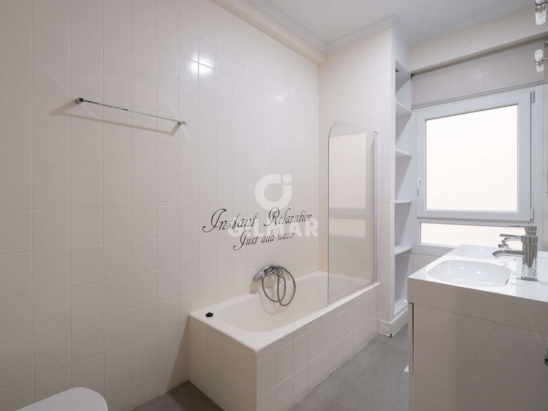 Apartment for Sale in Madrid, Madrid 41