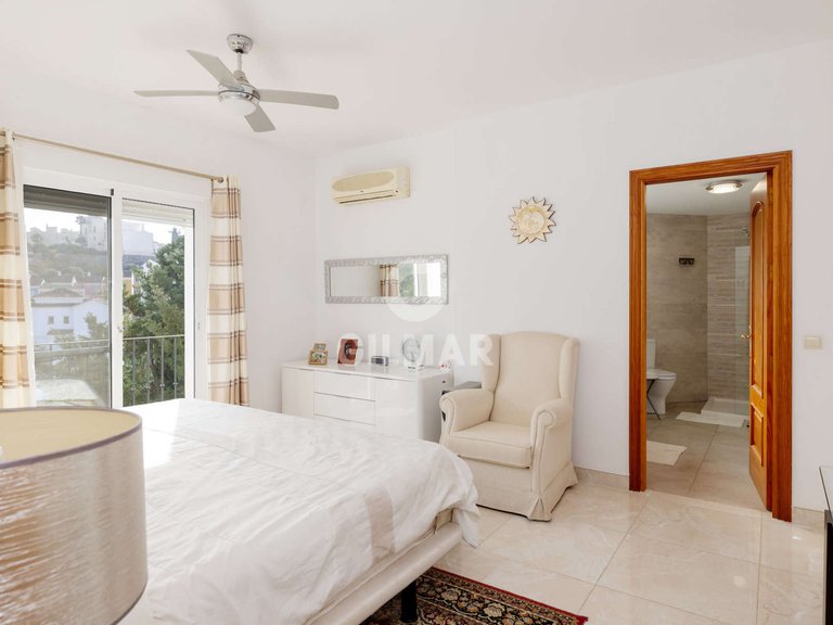 Villa for Sale in Casares, Malaga 20