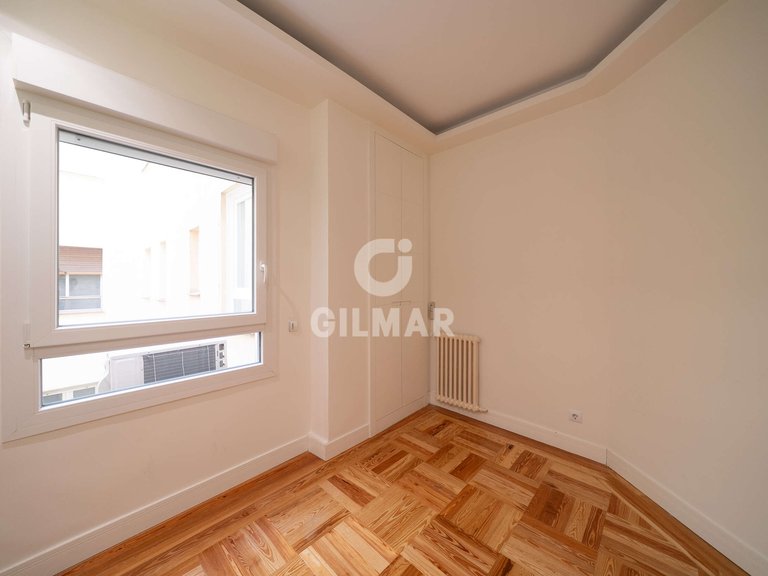 Apartment for Sale in Madrid, Madrid 22