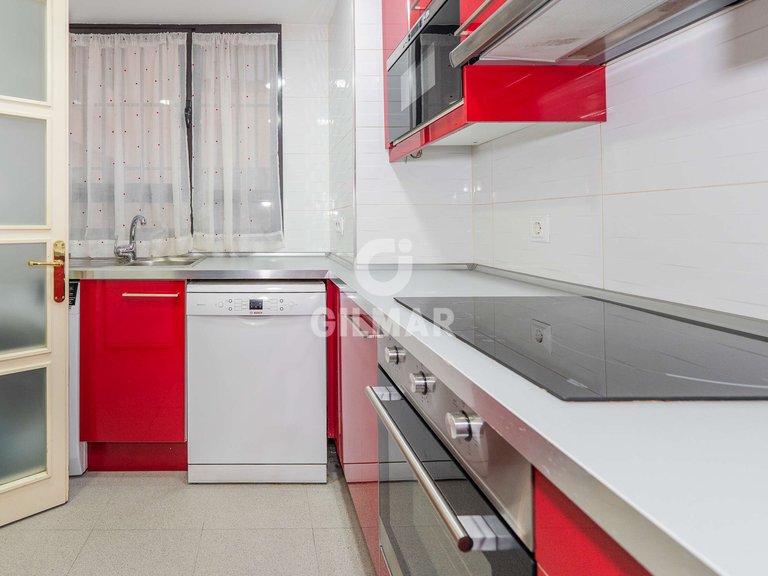 Apartment for Sale in Madrid, Madrid 16