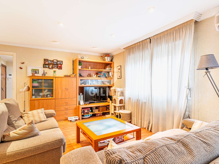 Apartment for Sale in Madrid, Madrid 13