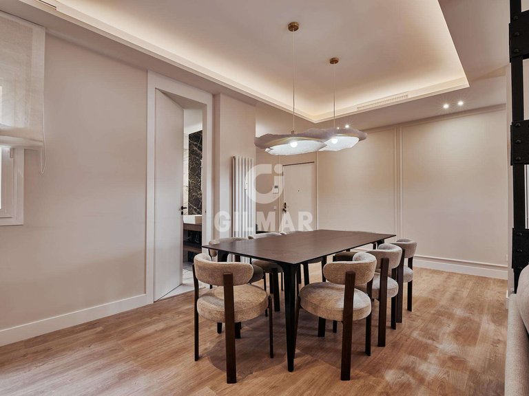 Apartment for Sale in Madrid, Madrid 18