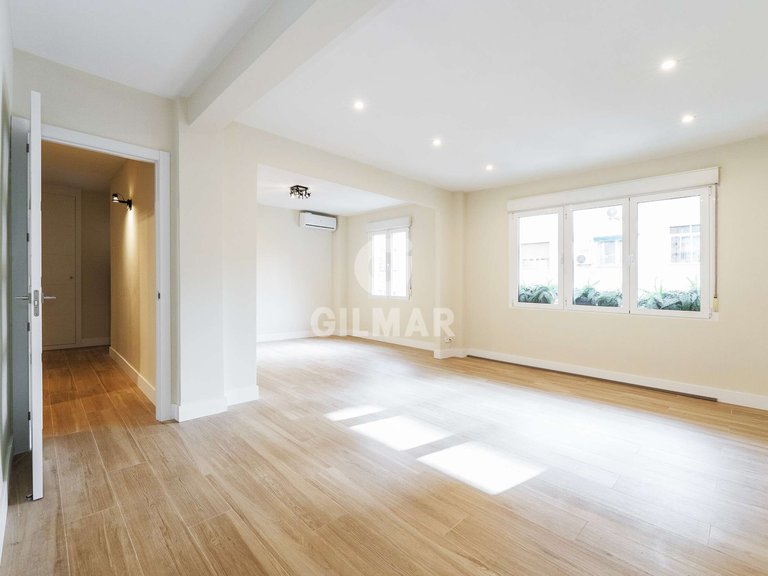 Apartment for Sale in Madrid, Madrid 7
