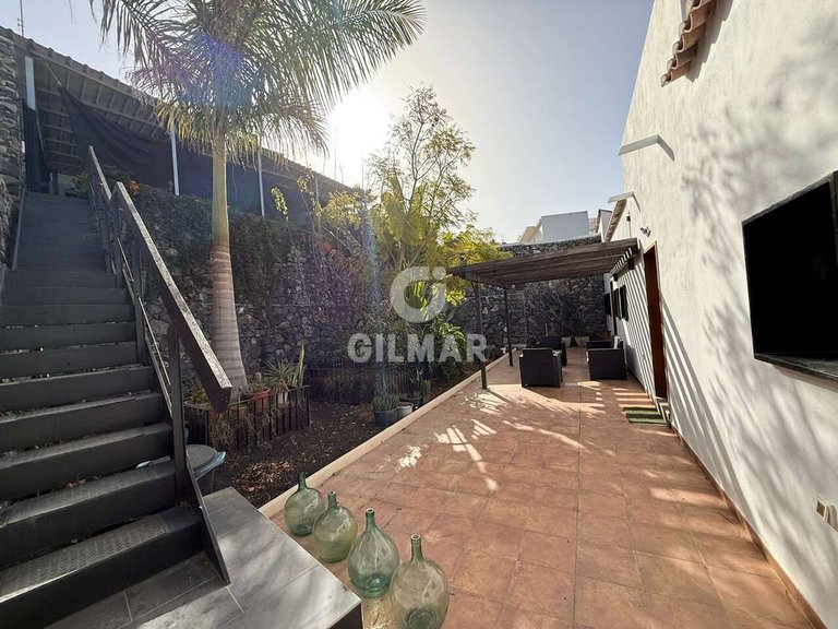 Villa for Sale in GuÍa De Isora, Tenerife 30