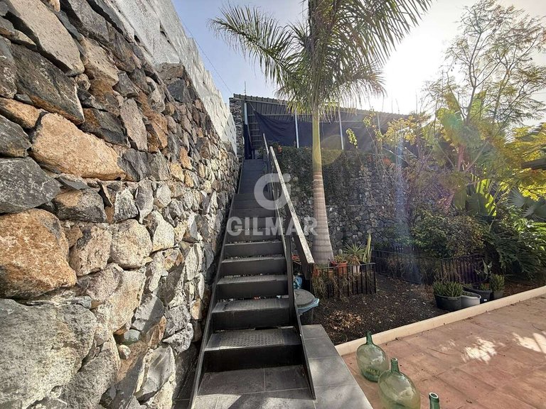 Villa for Sale in GuÍa De Isora, Tenerife 33