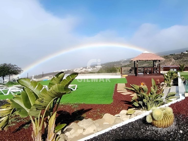 Villa for Sale in GuÍa De Isora, Tenerife 3