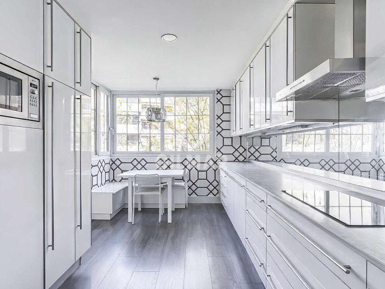Town House for Sale in Madrid, Madrid 13