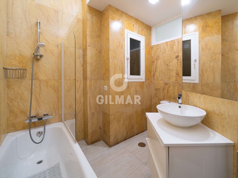 Apartment for Sale in Madrid, Madrid 37
