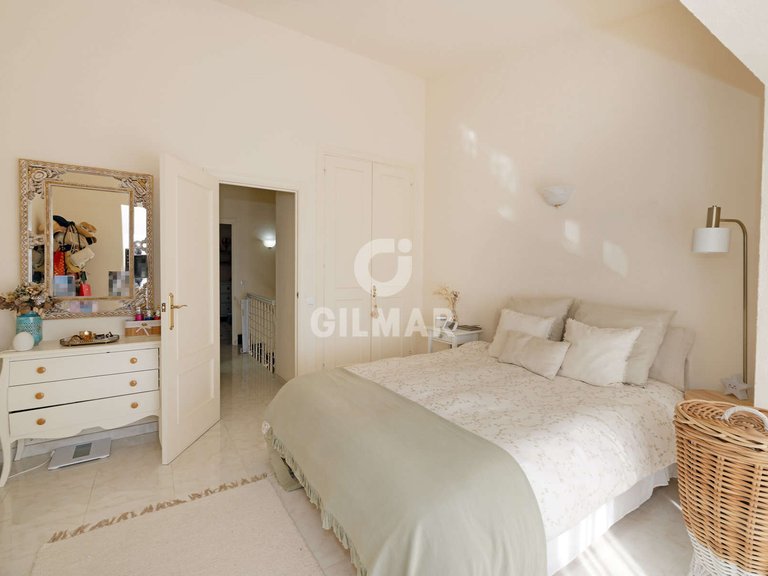 Town House for Sale in Estepona, Malaga 17