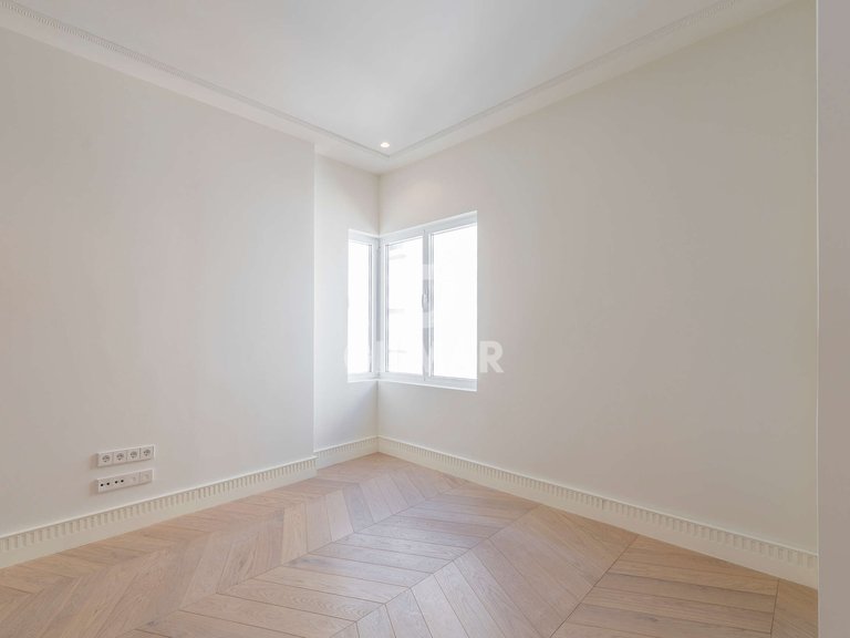 Apartment for Sale in Madrid, Madrid 19