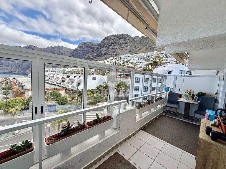 Apartment for Sale in Acantilados De Los Gigantes, Tenerife 18