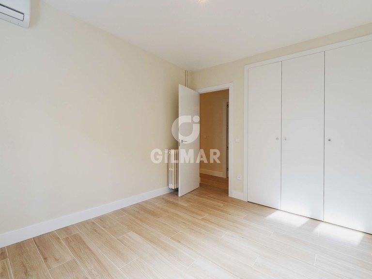 Apartment for Sale in Madrid, Madrid 15