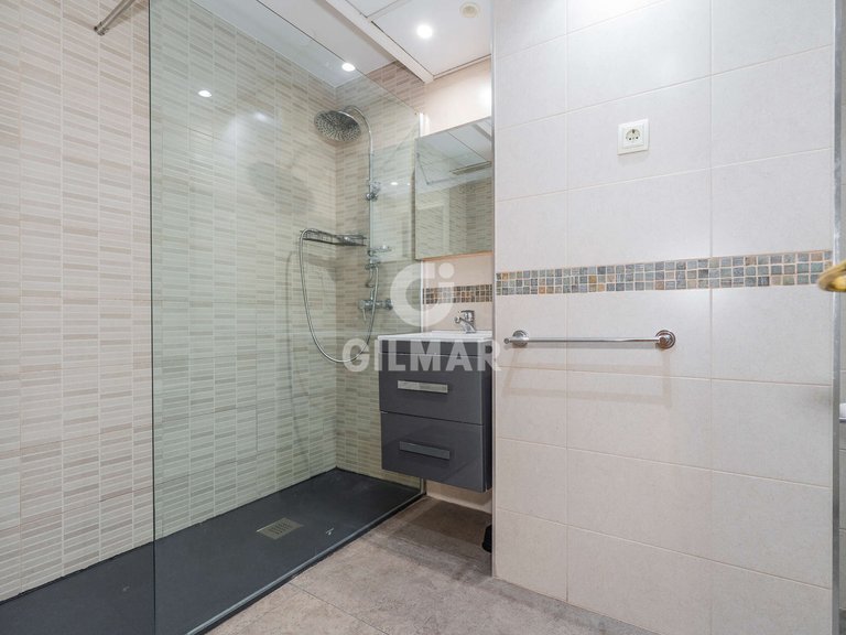 Apartment for Sale in Madrid, Madrid 19