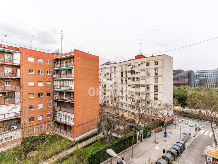 Apartment for Sale in Madrid, Madrid 19