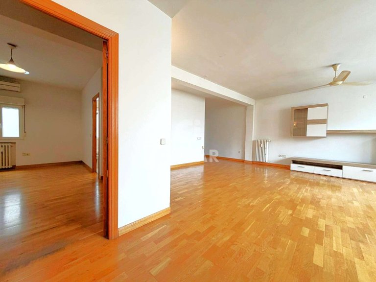 Apartment for Sale in Madrid, Madrid 6