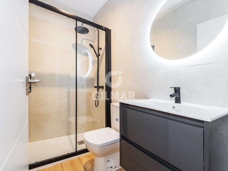 Apartment for Sale in Madrid, Madrid 17