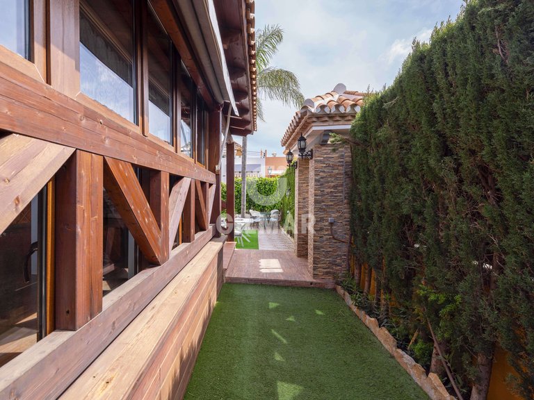 Villa for Sale in AlhaurÍn De La Torre, Malaga 11