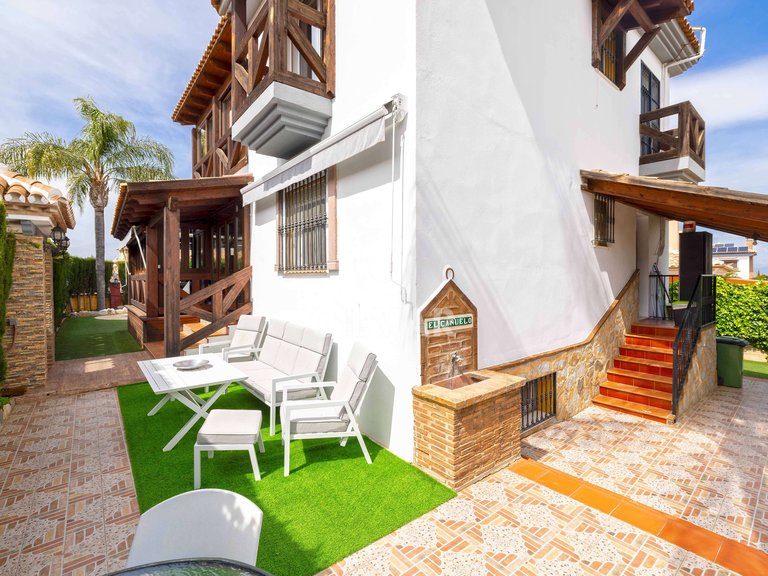 Villa for Sale in AlhaurÍn De La Torre, Malaga 15