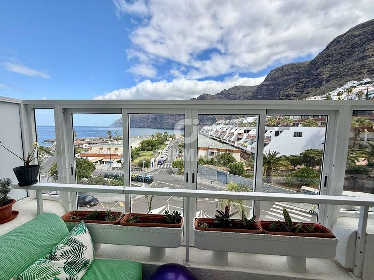 Apartment for Sale in Acantilados De Los Gigantes, Tenerife 19