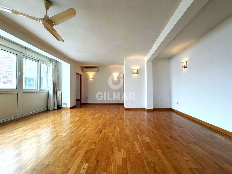 Apartment for Sale in Madrid, Madrid 5