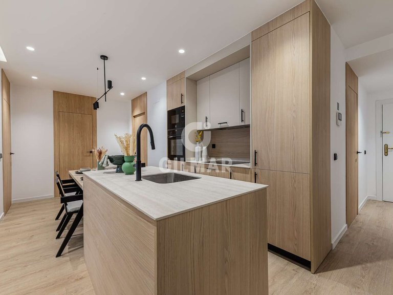 Apartment for Sale in Madrid, Madrid 8