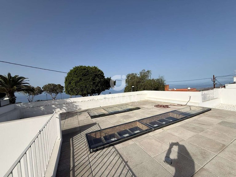 Villa for Sale in GuÍa De Isora, Tenerife 26