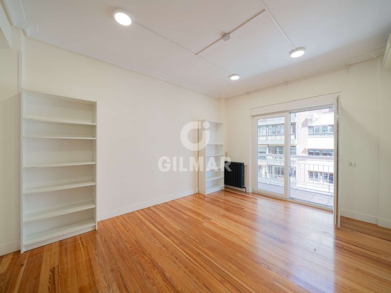 Apartment for Sale in Madrid, Madrid 3