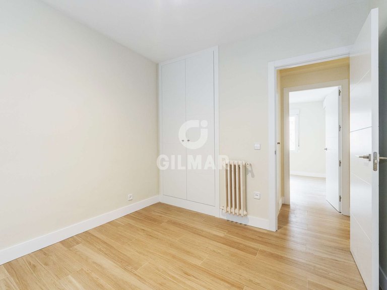 Apartment for Sale in Madrid, Madrid 19