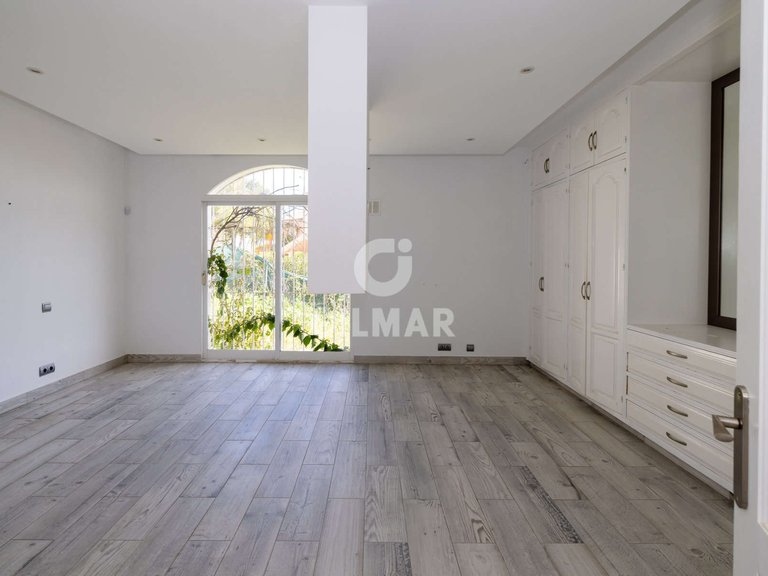 Villa for Sale in BenahavÍs, Malaga 16