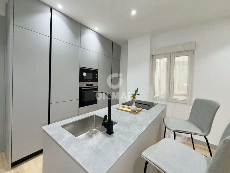 Apartment for Sale in Madrid, Madrid 11