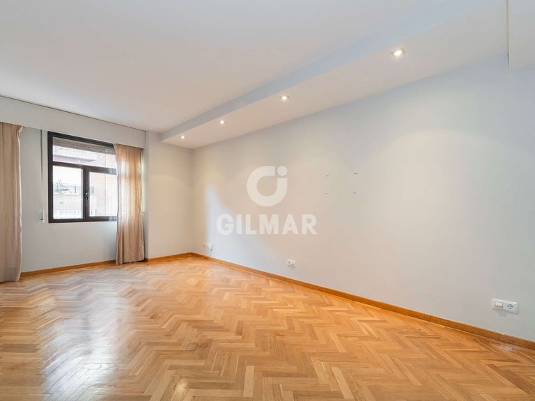 Apartment for Sale in Madrid, Madrid 4