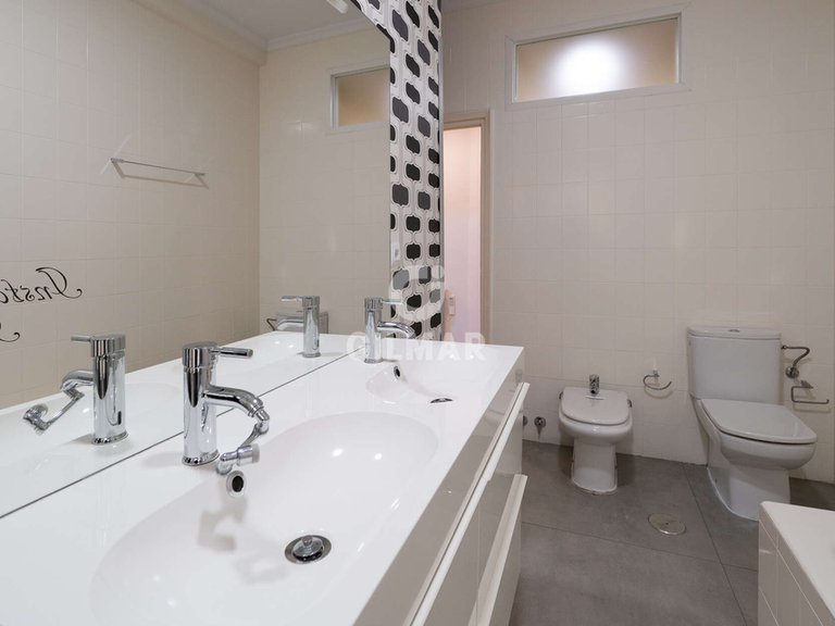 Apartment for Sale in Madrid, Madrid 42