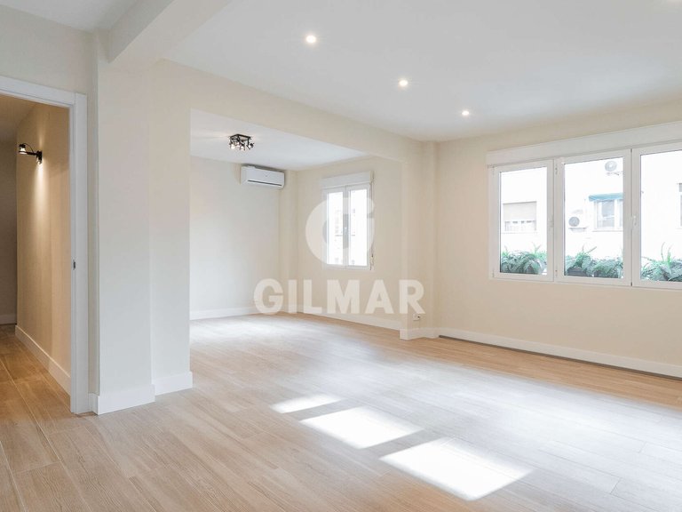 Apartment for Sale in Madrid, Madrid 26
