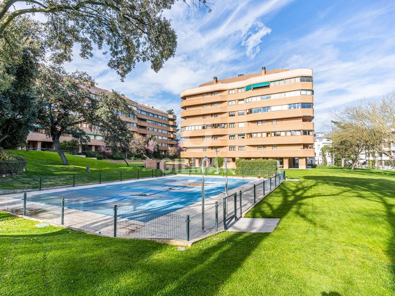 Apartment for Sale in Madrid, Madrid 32