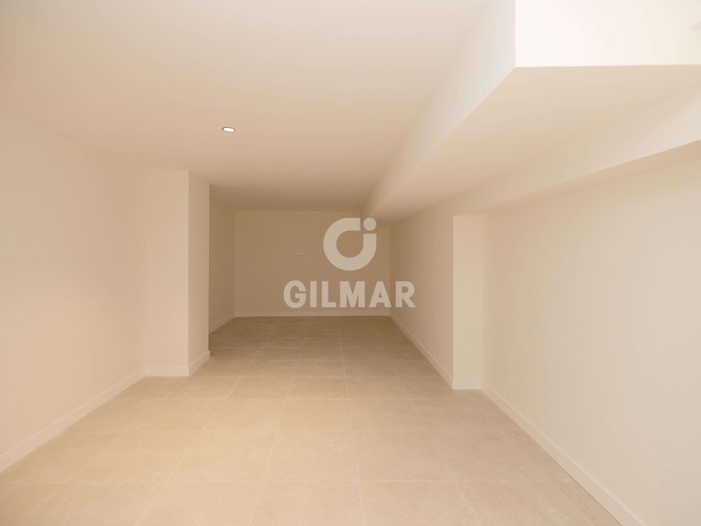 Apartment for Sale in MÁlaga, Malaga 28
