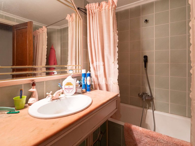 Apartment for Sale in Madrid, Madrid 28