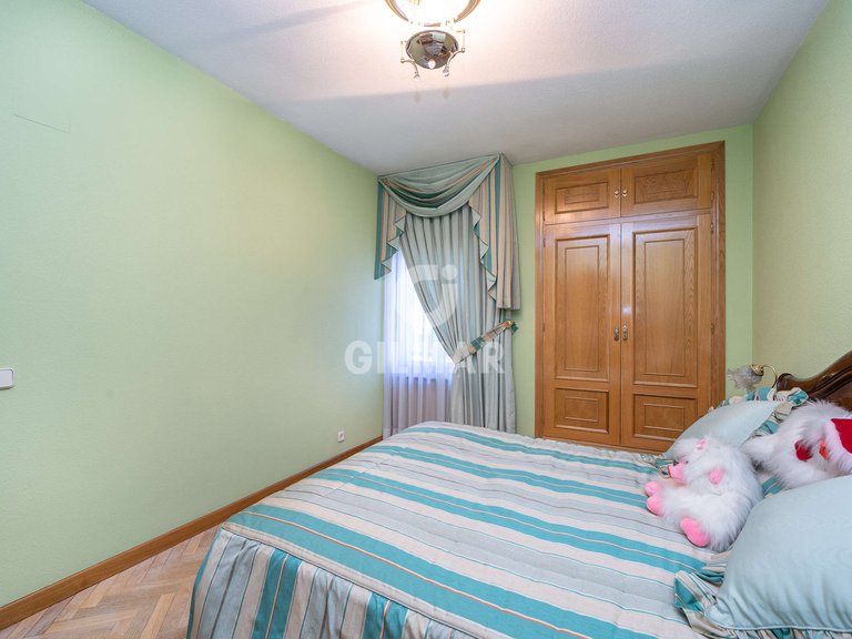Town House for Sale in Madrid, Madrid 7