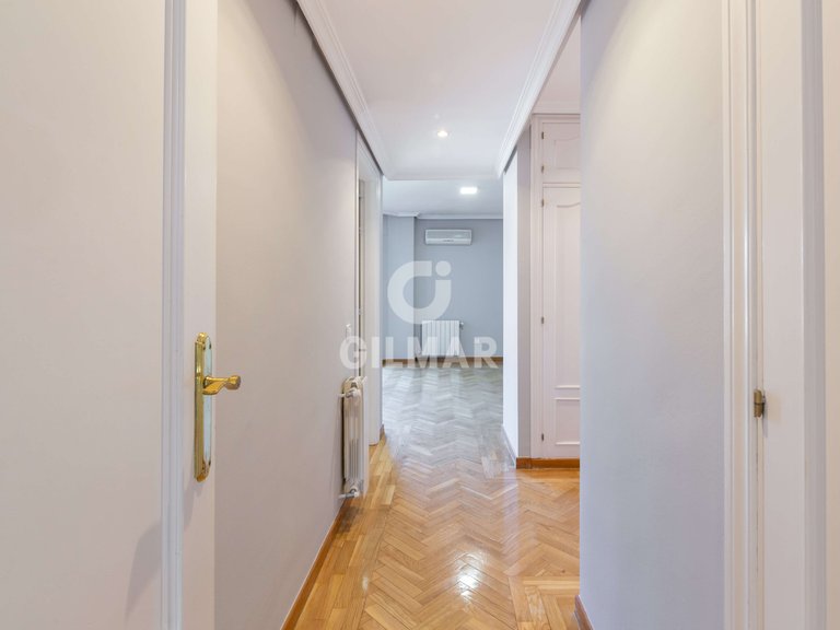 Town House for Rent in Madrid, Madrid 23