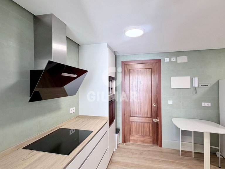Apartment for Rent in Madrid, Madrid 12