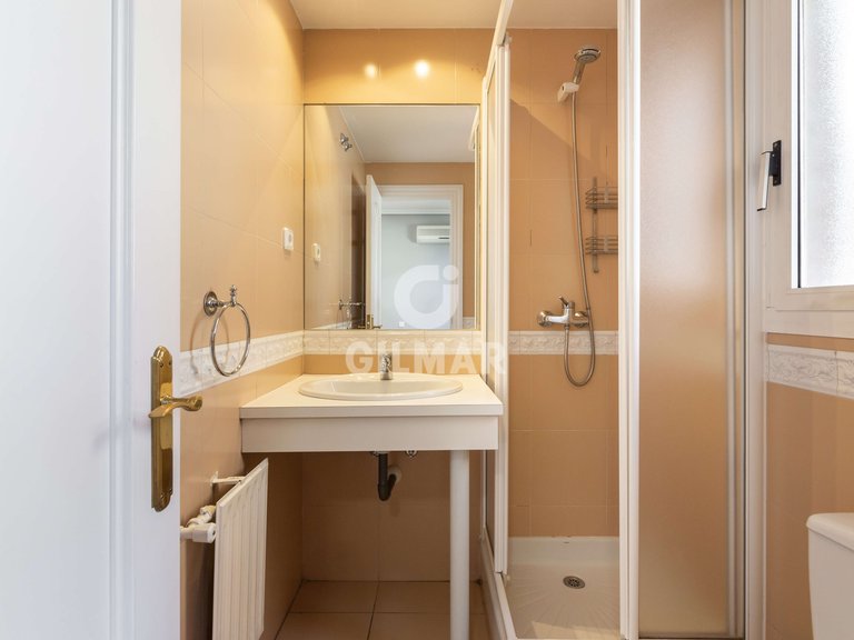 Town House for Rent in Madrid, Madrid 35