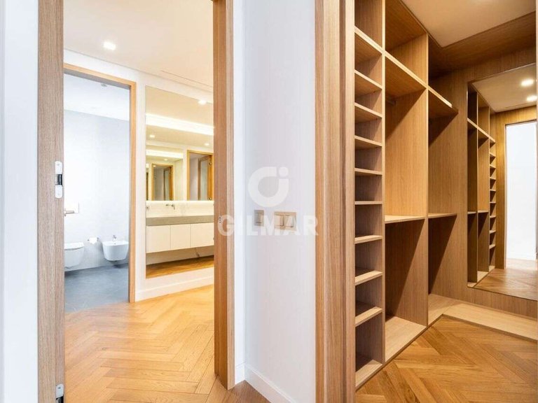 Apartment for Sale in Madrid, Madrid 4