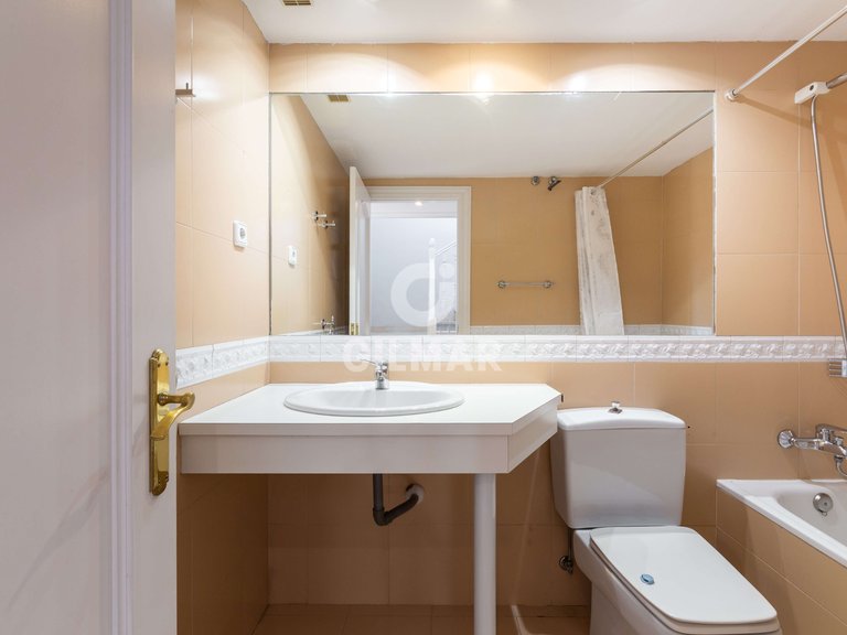 Town House for Rent in Madrid, Madrid 43