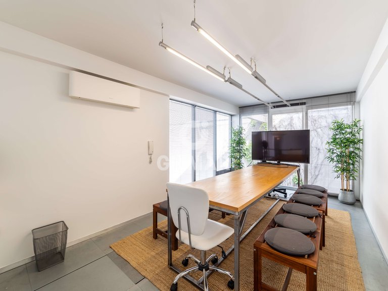 Commercial for Rent in Madrid, Madrid 10