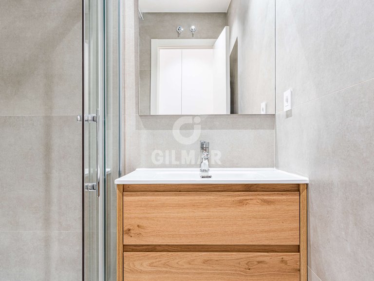 Apartment for Sale in Madrid, Madrid 27